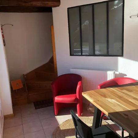 فندق مبيت وإفطار La Maison Bleue
