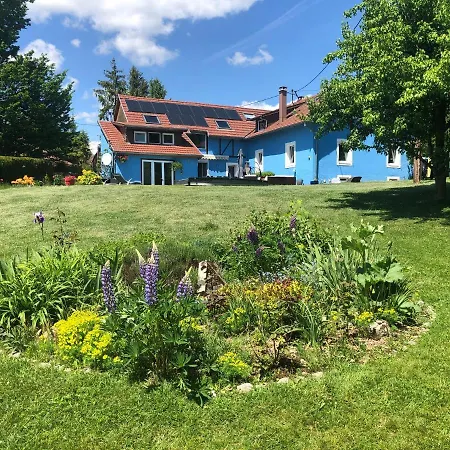 ベッド・アンド・ブレックファスト La Maison Bleue アルテンバッハ